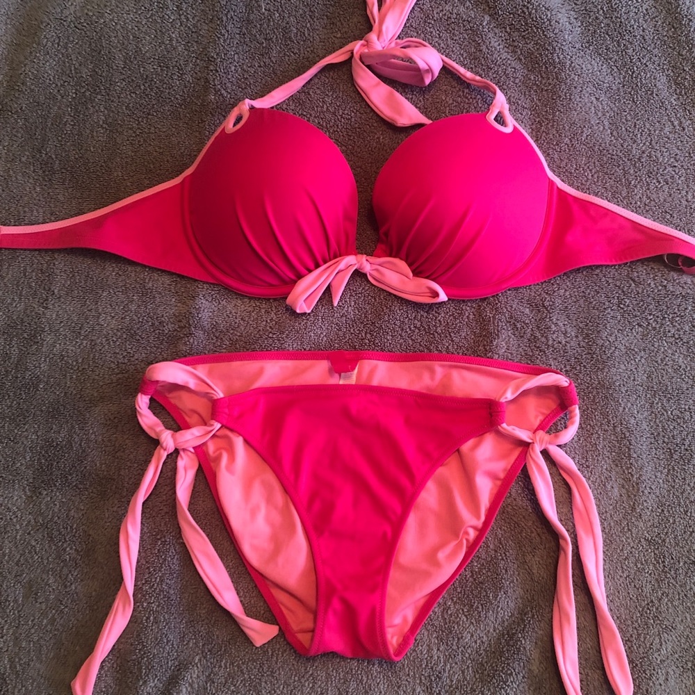 Victoria Secret bikini with two tops